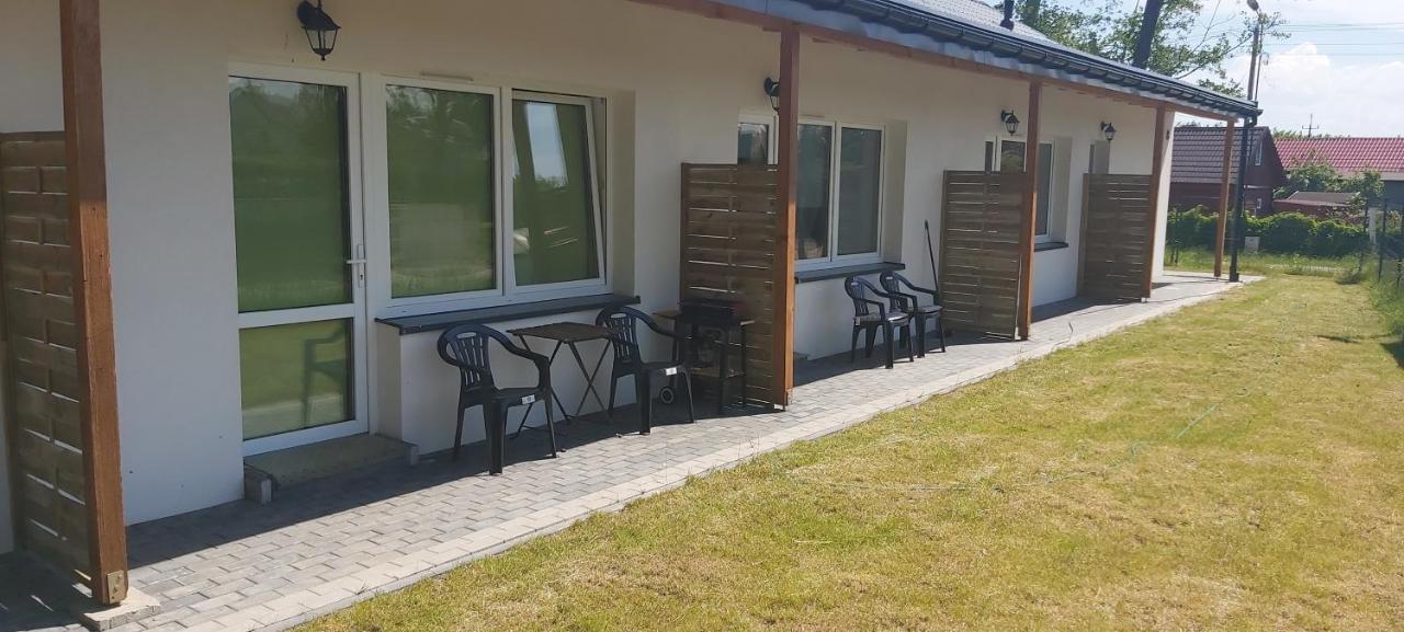 Willa Wieniotowo Apartamenty Przy Lesie I Plazy Ap Am Wald Und Strand Ustronie Morskie Dış mekan fotoğraf