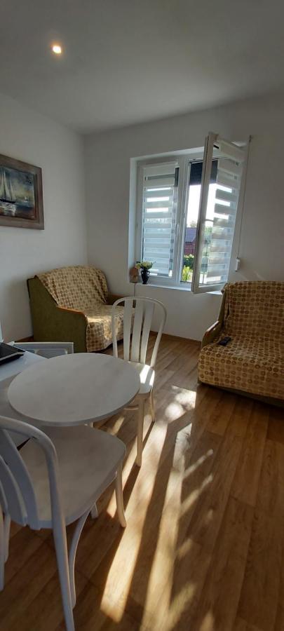 Willa Wieniotowo Apartamenty Przy Lesie I Plazy Ap Am Wald Und Strand Ustronie Morskie Dış mekan fotoğraf